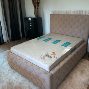 Krevet Luna u modernoj spavaćoj sobi